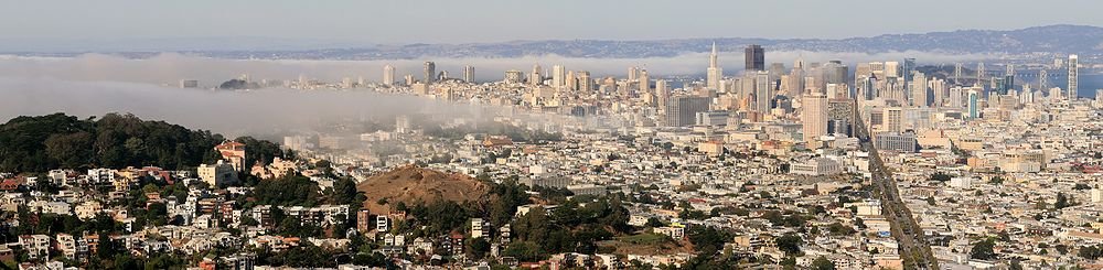 San Francisconun şehir merkezine yaklaşan sis